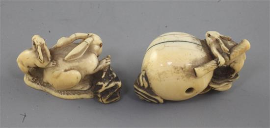 Two Japanese ivory netsuke of hares, 19th century, 4.5cm